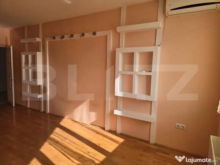 Casă cu 7 camere cu Teren 1535 Mp în Vetiș