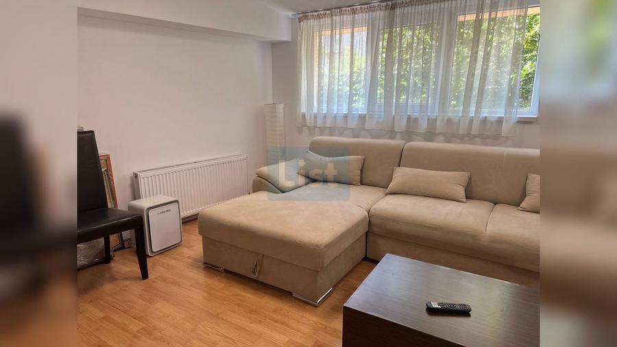 Apartament cu 4 camere semidecomandat, mobilat în Mărăști