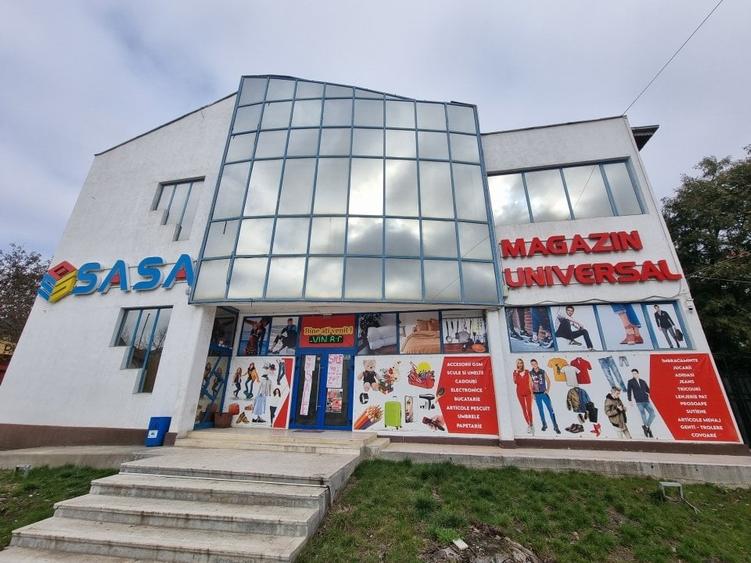 Spațiu comercial, de 1,700 mp, în Central