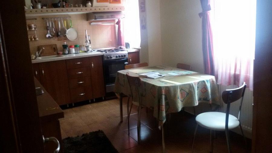 Casă cu 4 camere cu Teren 900 Mp în Central