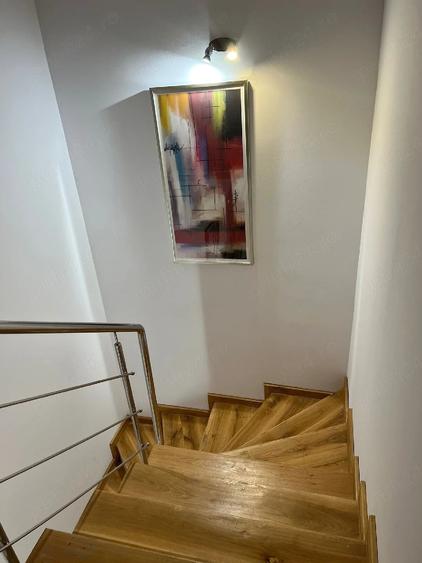 Casă cu 4 camere cu Teren 250 Mp în Vest