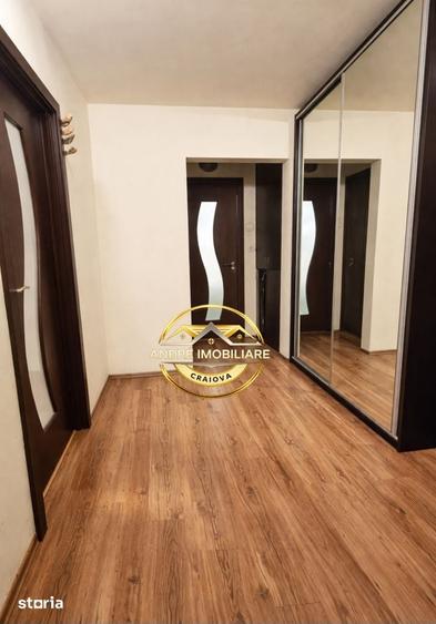 Apartament cu 2 camere decomandat în Calea București