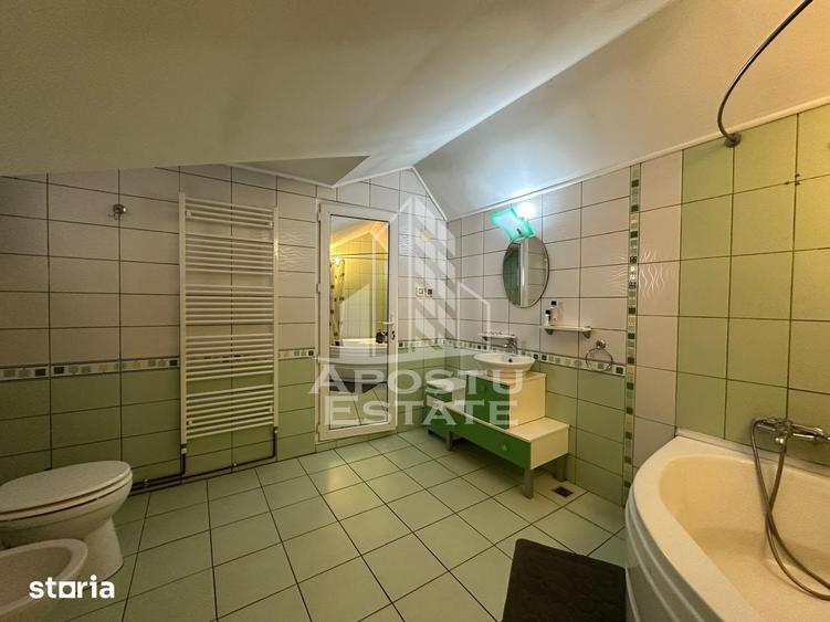 Casă cu 4 camere cu Teren 200 Mp în Central