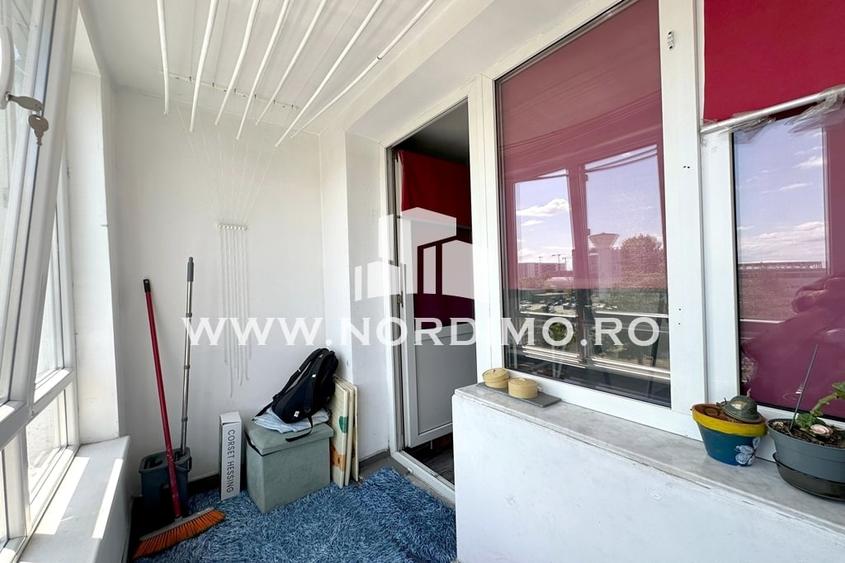 Apartament cu 3 camere decomandat în Drumul Taberei