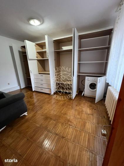 Garsonieră în Central