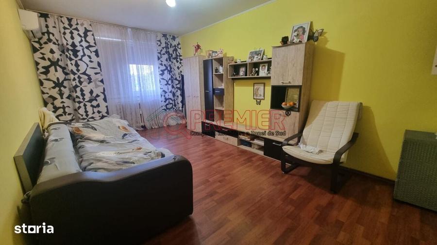 Apartament cu 3 camere, mobilat în Central