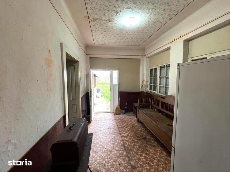 Casă cu 3 camere cu Teren 1850 Mp în Odoreu