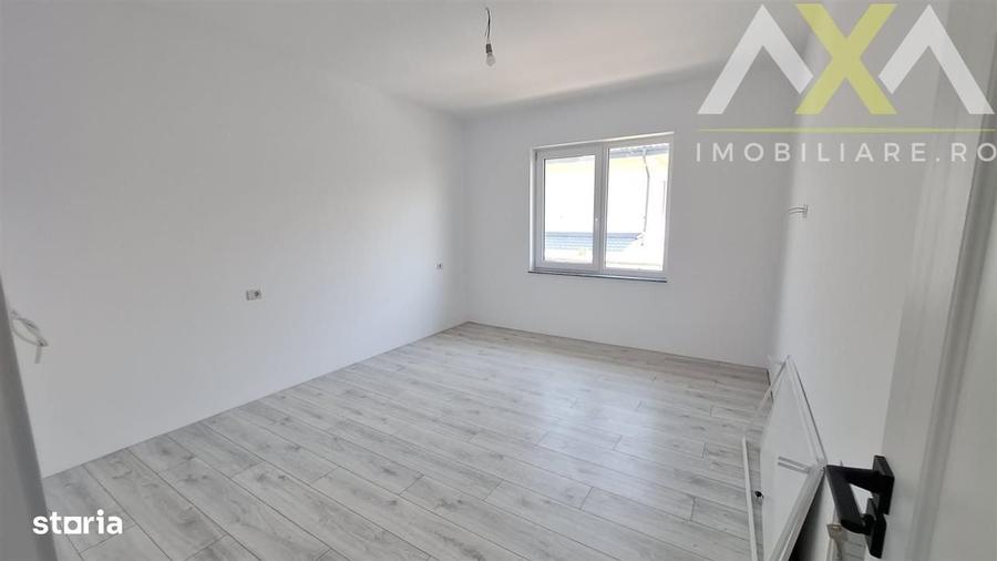 Casă cu 4 camere în Rediu