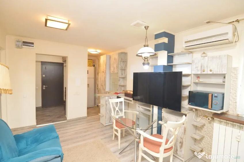 Apartament cu 2 camere semidecomandat în Moșilor