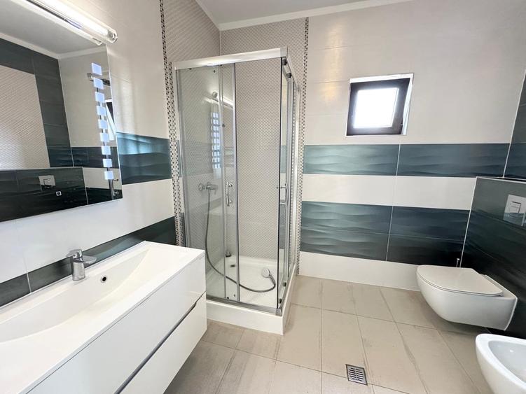 Apartament cu 4 camere în Dorobanți