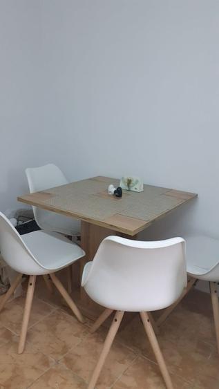 Apartament cu 3 camere decomandat în Decebal