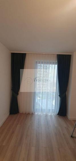 Apartament cu 3 camere decomandat, mobilat în Zorilor
