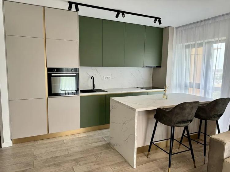 Apartament cu 2 camere decomandat, mobilat în P-ta Presei Libere