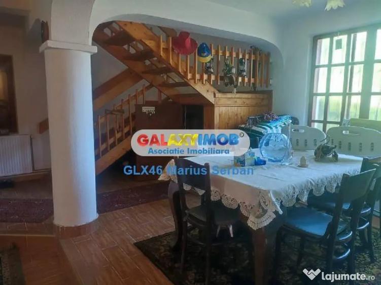 Casă cu 5 camere cu Teren 3657 Mp în Valea