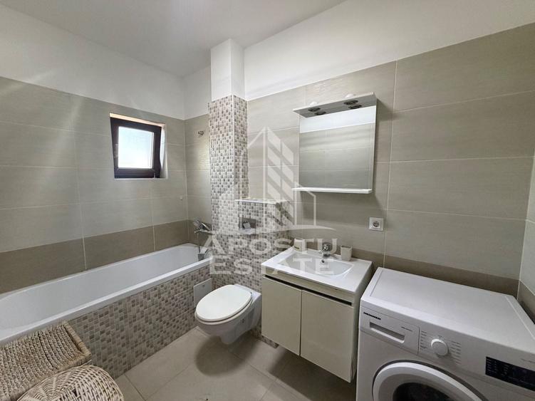 Apartament cu 3 camere decomandat, mobilat în Dumbrăvița