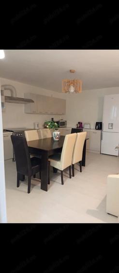 Casă cu 4 camere cu Teren 1128 Mp în 1 Mai