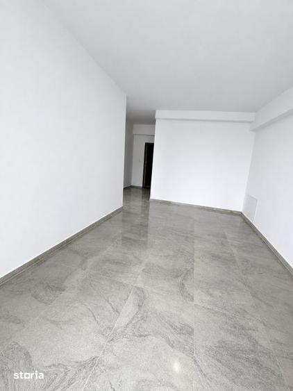 Apartament cu 3 camere în Craiovița Nouă