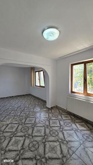 Apartament cu 4 camere în Central