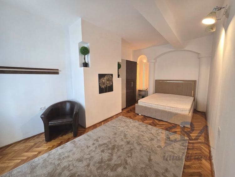 Apartament cu 2 camere semidecomandat, mobilat în Spitalul Județean