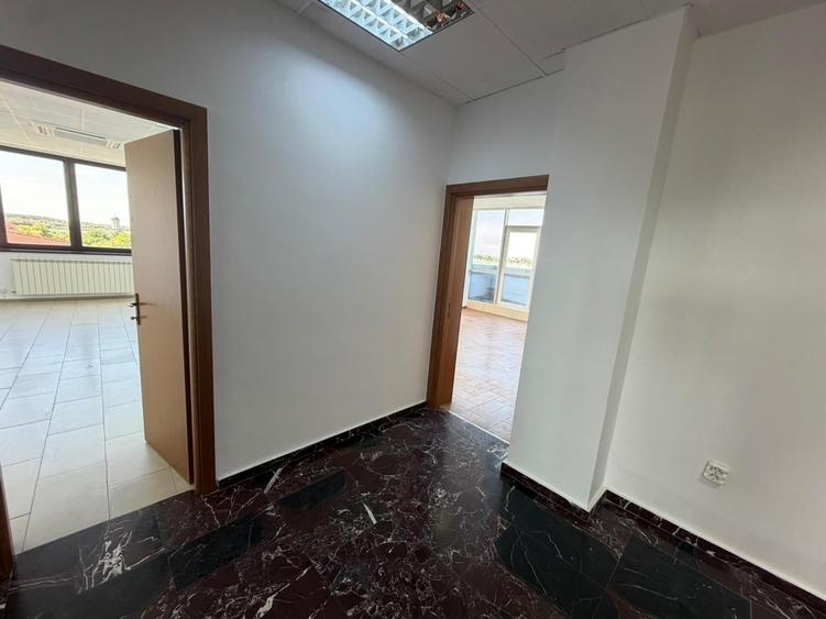 Birou, de 277.92001342773 mp, în Splaiul Independenței