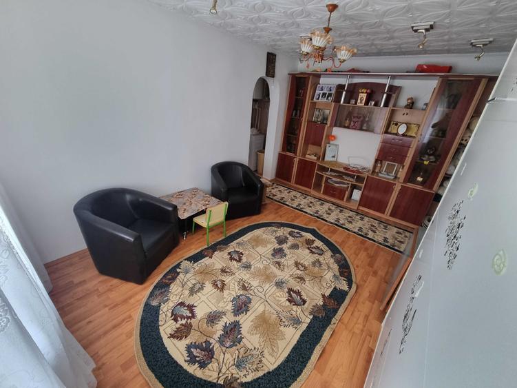 Apartament cu 2 camere semidecomandat în 23 August