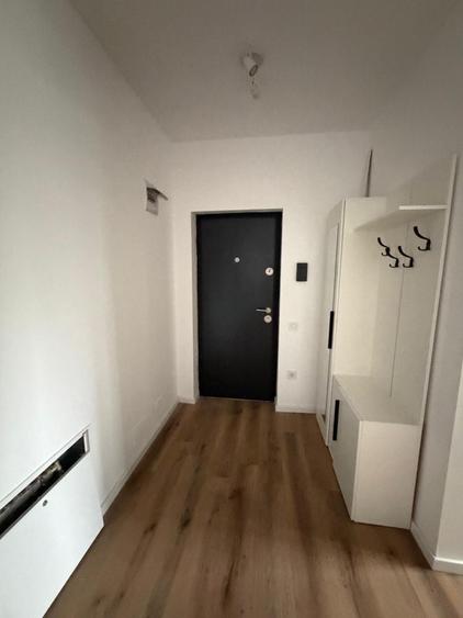 Apartament cu 2 camere decomandat în Florești