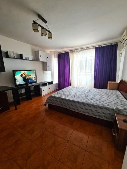 Garsonieră decomandată în Timpuri Noi