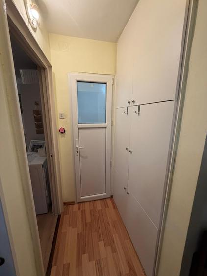 Apartament cu 2 camere semidecomandat, mobilat în Giurgiului
