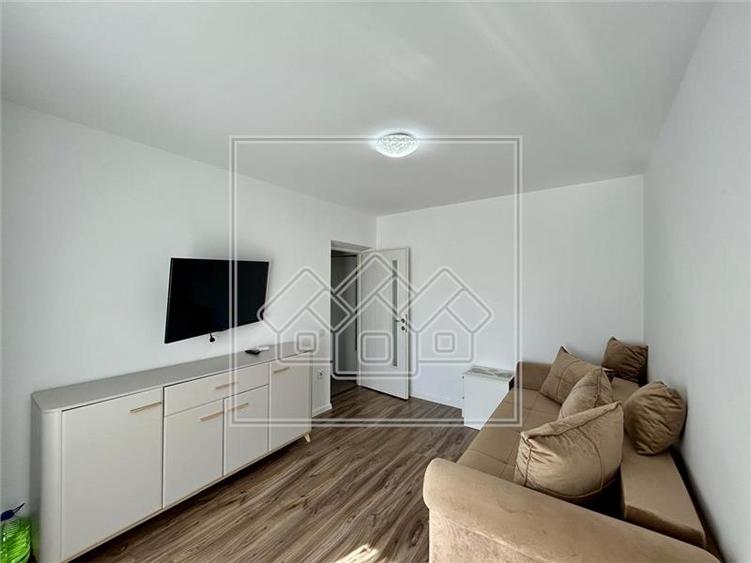 Apartament cu 2 camere, decomandat + balcon, 2 locuri de parcare - 3