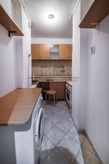 Apartament cu 2 camere semidecomandat, mobilat în P-ța Dorobanți