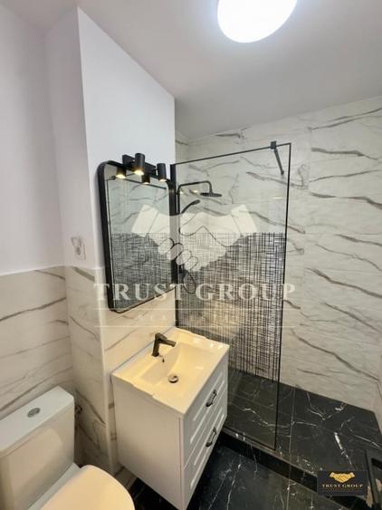 Apartament cu 3 camere decomandat în Titulescu