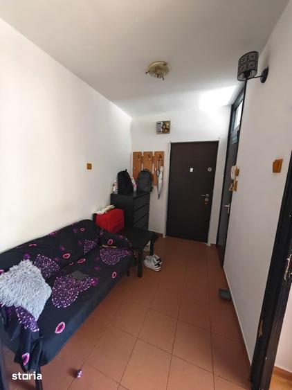 Garsonieră decomandată în Tineretului