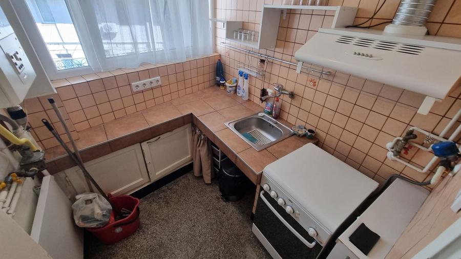 Apartament cu 2 camere semidecomandat în Cișmigiu