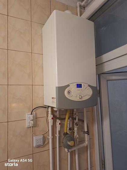 Apartament cu 2 camere semidecomandat în Victoriei