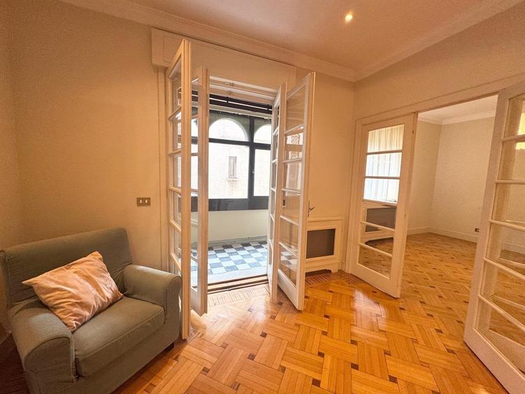 Apartament cu 4 camere în Kiseleff