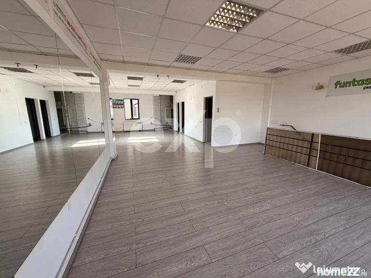 Spațiu comercial, de 180 mp, în Găvana