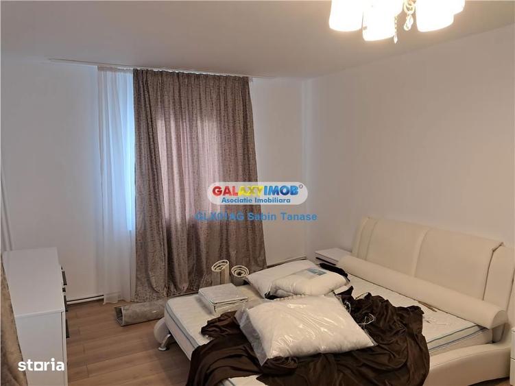 Casă cu 5 camere cu Teren 500 Mp în Prundu