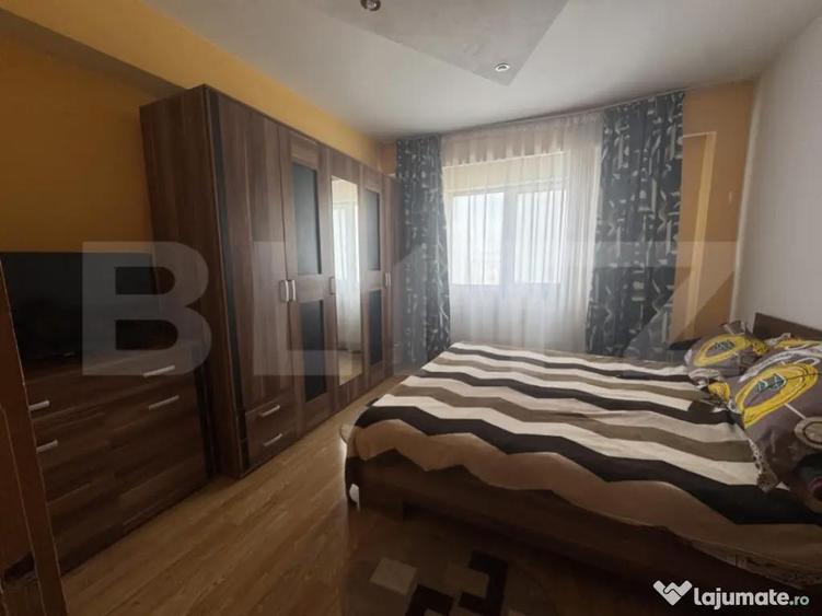 Apartament cu 3 camere decomandat în George Enescu