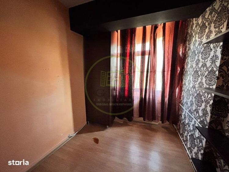 Apartament cu 4 camere decomandat, mobilat în Lăpuș