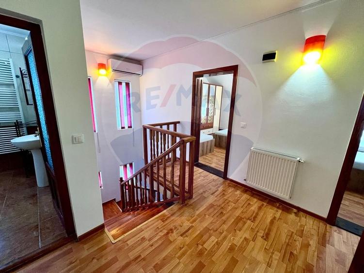 Duplex cu 7 camere cu Teren 541 Mp în Oncea