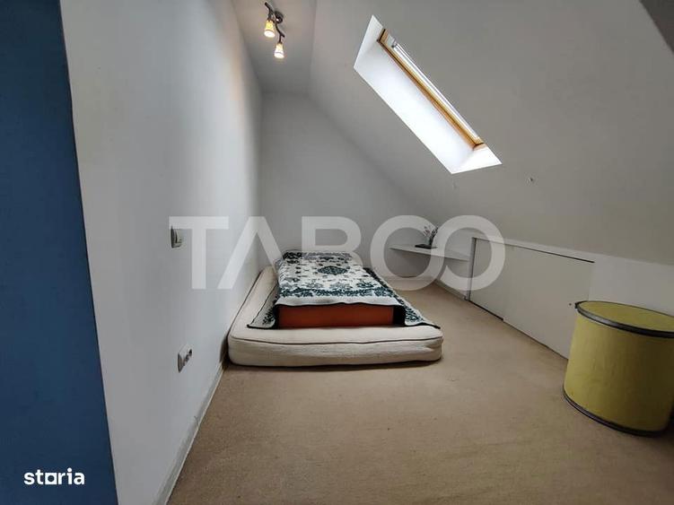 Apartament cu 4 camere decomandat, mobilat în Mihai Viteazul