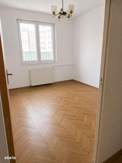 Apartament 3 camere, balcon, lift -Metro Dristor 14 minute - 2