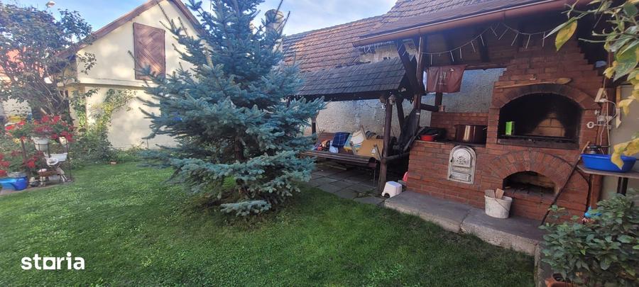 Casă cu 3 camere nedecomandat cu Teren 1753 Mp în Prejmer