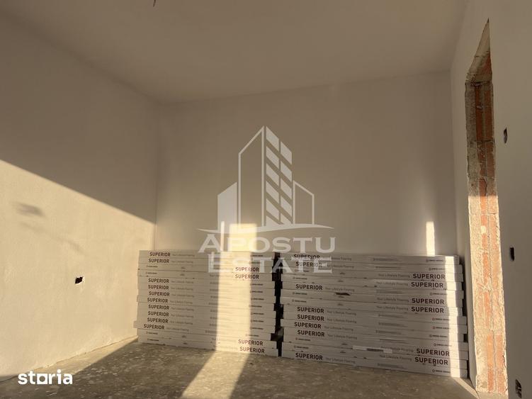 Casă cu 4 camere cu Teren 325 Mp în Sânandrei