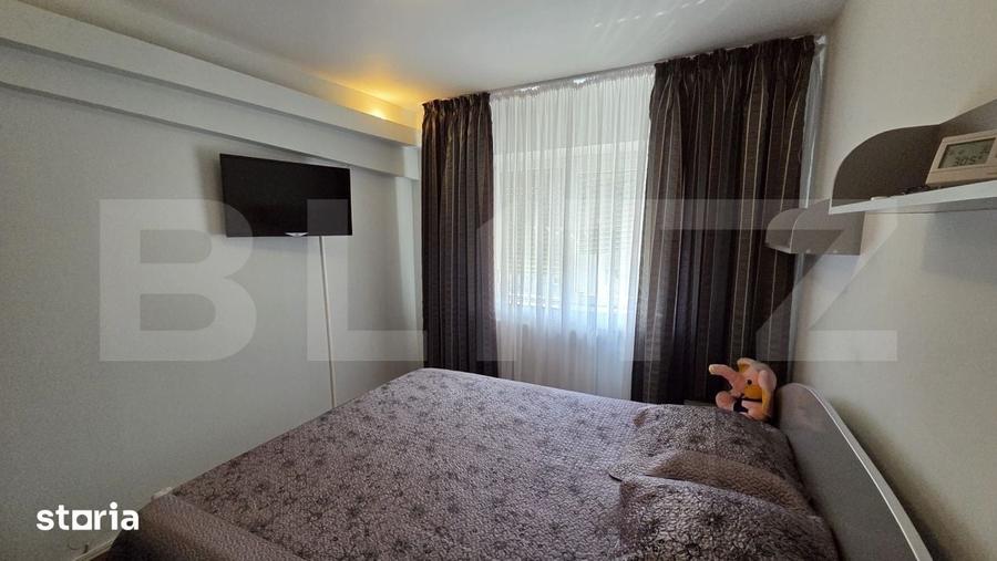 Apartament cu 3 camere decomandat în Craiovița Nouă