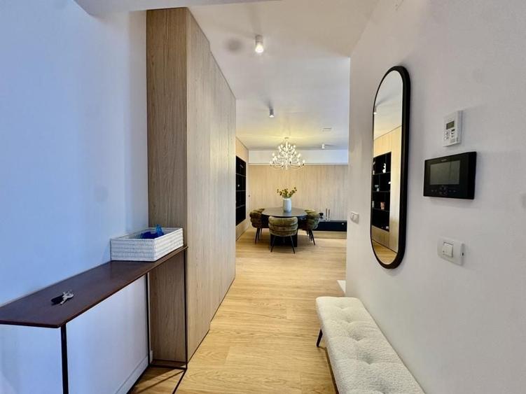Apartament cu 4 camere în Herăstrău