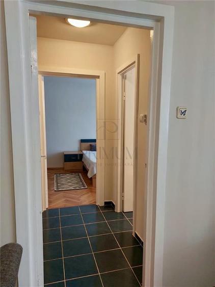 Apartament cu 2 camere semidecomandat, mobilat în Gheorghe Lazăr