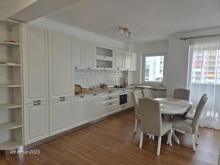 Apartament cu 2 camere decomandat în Exterior Vest