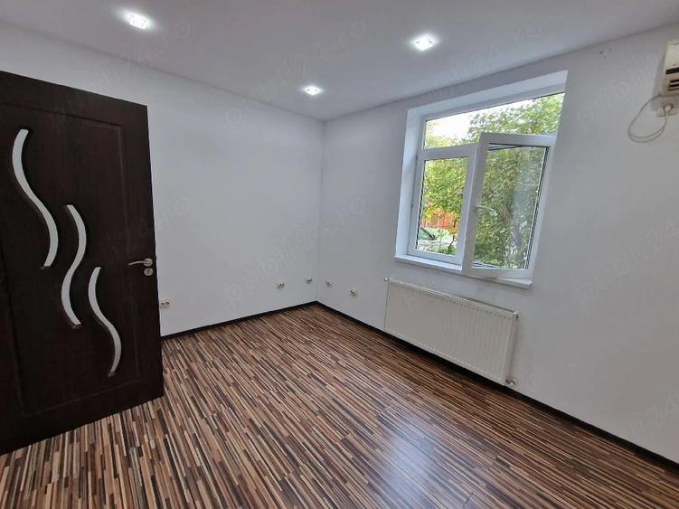 Casă cu 2 camere cu Teren 446 Mp în Rahova