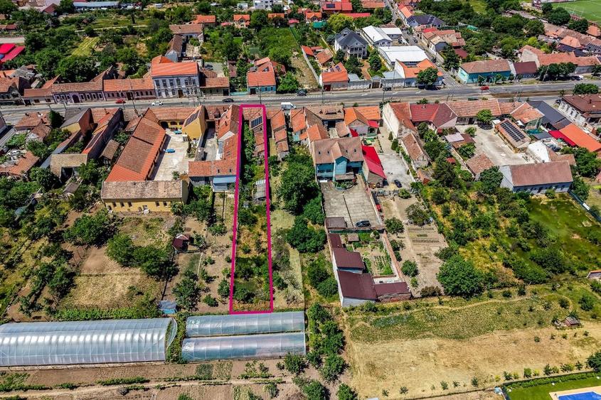 Casă individuală cu 3 camere cu Canalizare în Aradul Nou